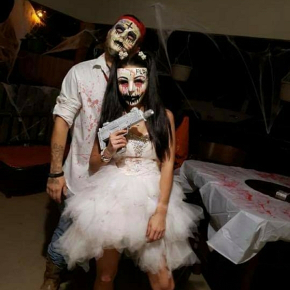 Treasures - Picture 4 of 6